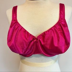 NWOT Curvation Bra UW Hot Pink